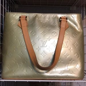 Authentic Louis Vuitton Houston vernis LV Purse